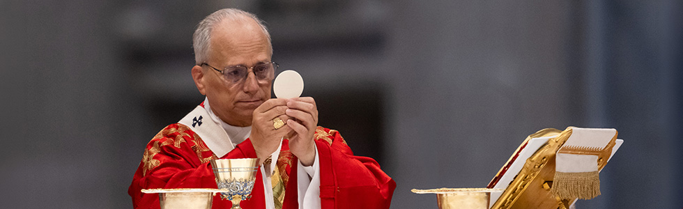 popeleo eucharist01 980